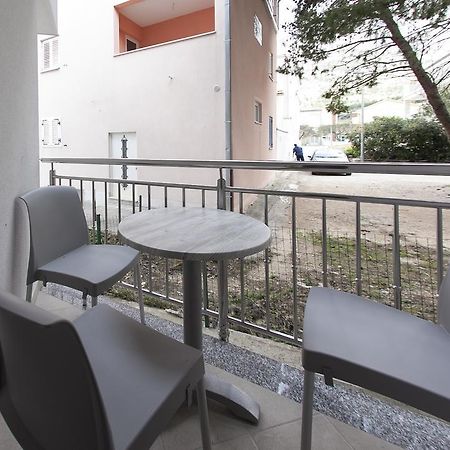 Guesthouse Villa Klara Baska Voda Ngoại thất bức ảnh