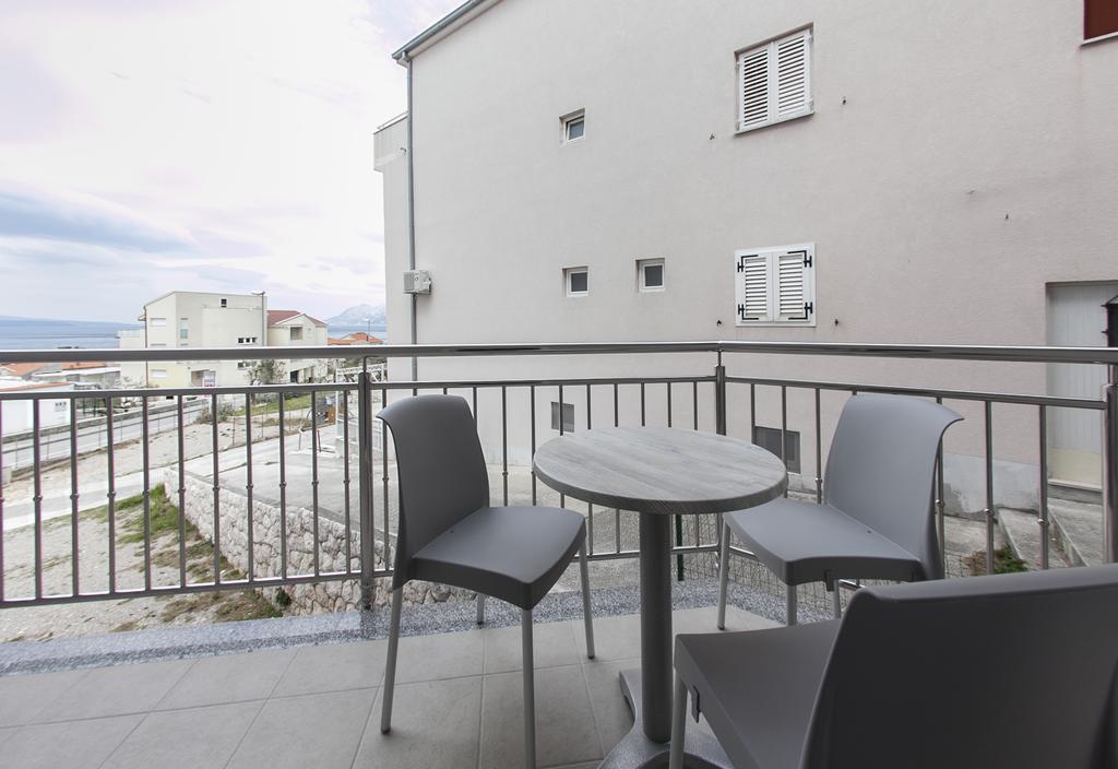 Guesthouse Villa Klara Baska Voda Ngoại thất bức ảnh