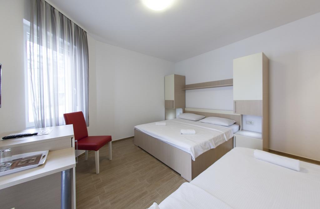 Guesthouse Villa Klara Baska Voda Ngoại thất bức ảnh