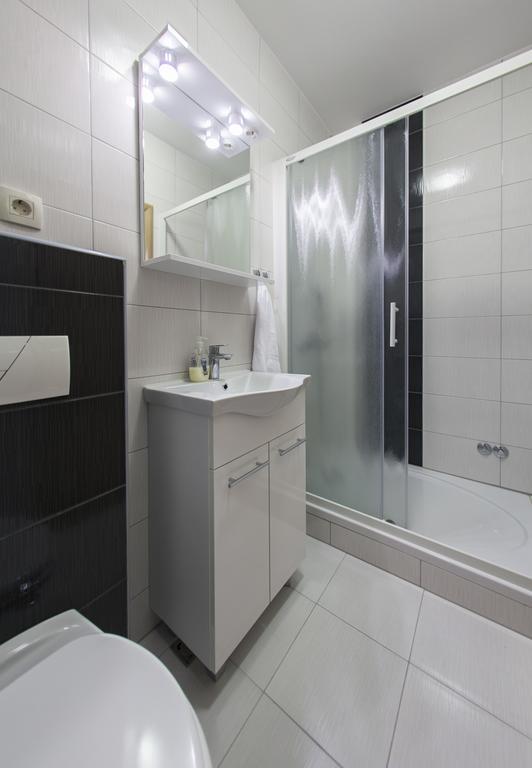 Guesthouse Villa Klara Baska Voda Ngoại thất bức ảnh